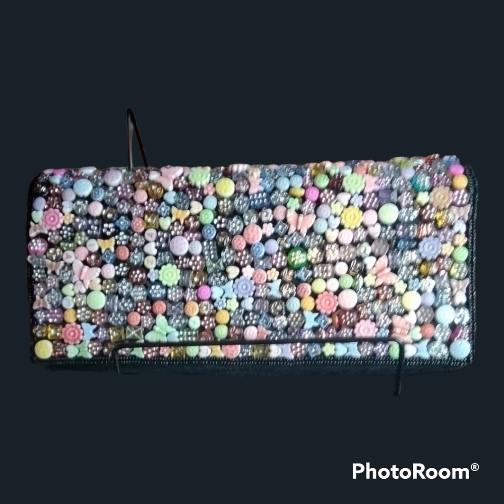 Sasha mini charms & button clutch (NEW)